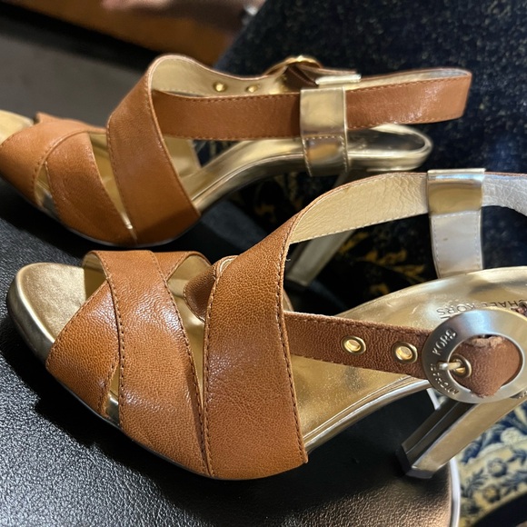 Michael kors heeled sandals - Picture 6 of 6